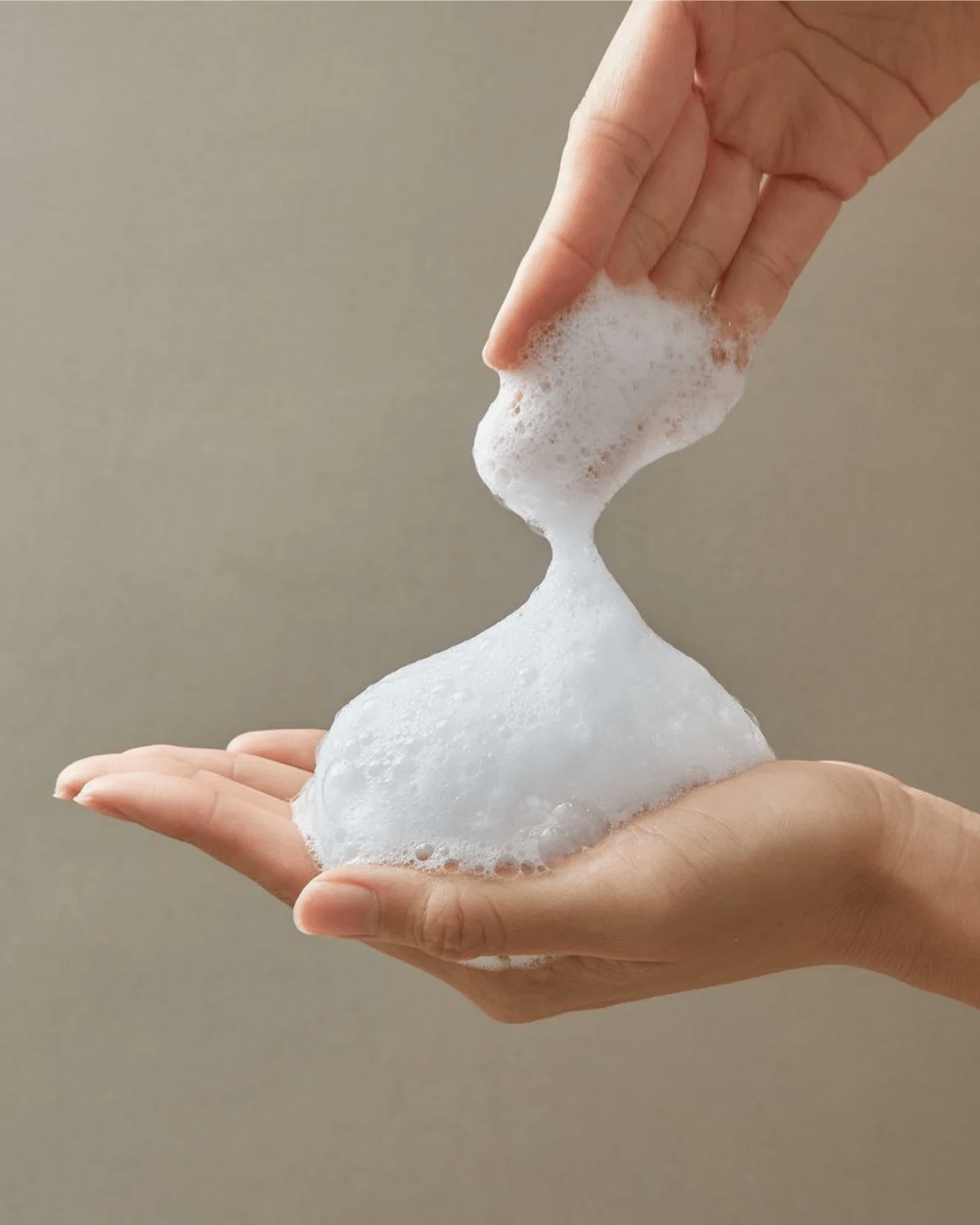 Scalp Stimulating Shampoo with Spearmint & Meadowsweet - John Master Organics UK